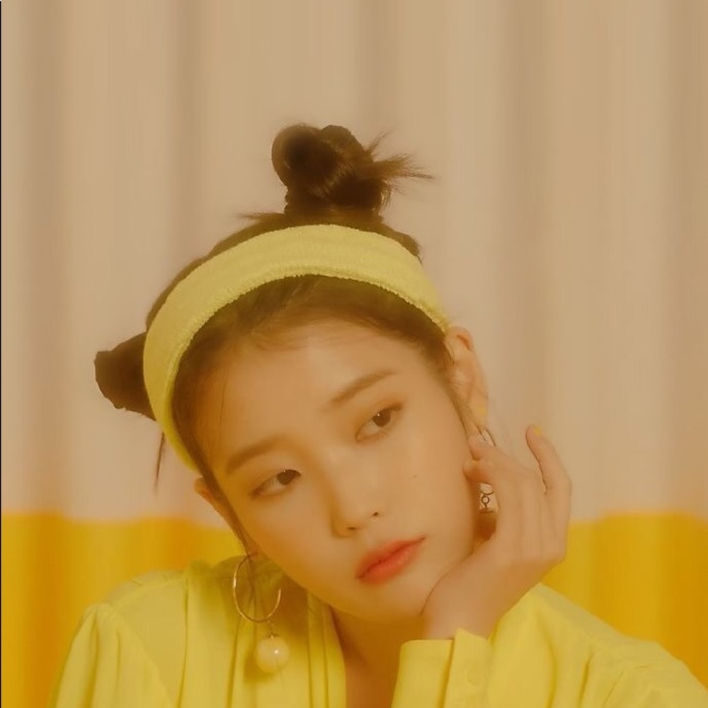 Meet your Posher, Xenia